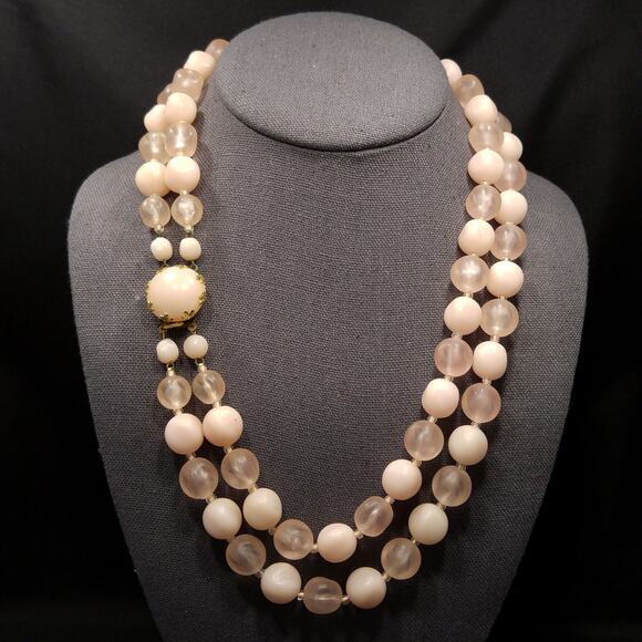 Vintage Austria Pink Lucite Bead Necklace Two Strand Frosted & Matte 1950s - Picture 3 of 10